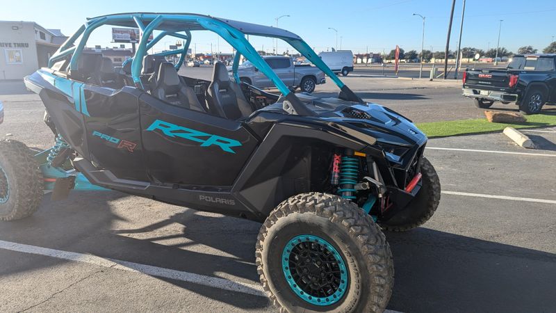 2025 Polaris RZR PRO R 4 ULTIMATE BLACK CRYSTAL AND RADIANT GREENImage 7