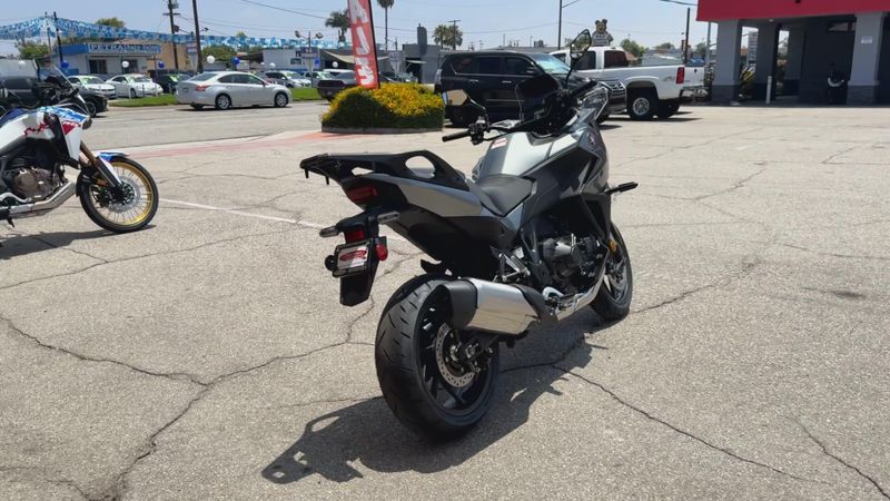 New 2026 Honda NT1100 DCT Image 8