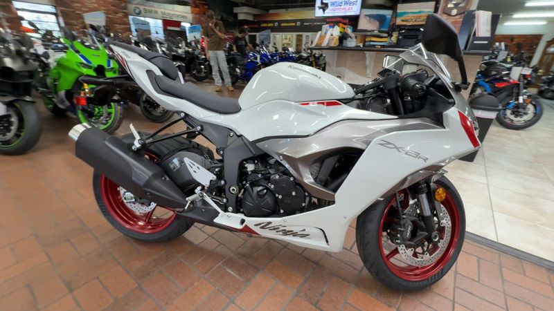 New 2025 Kawasaki NINJA ZX 6R | Wild West Motoplex