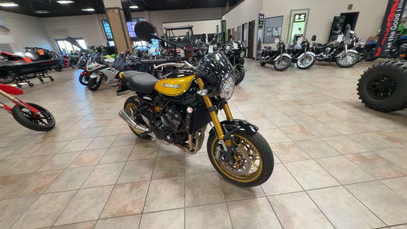Used 2022 Kawasaki Z900RS SE Image 3