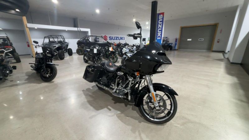 Used 2021 Harley-Davidson ROAD GLIDE Image 5
