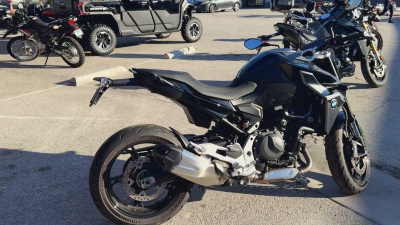 Used 2025 BMW F 900 R Image 8