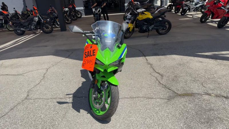 Used 2024 Kawasaki NINJA 500 40TH ANNIVERSARY Image 7