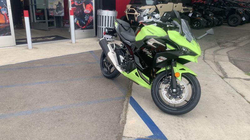 New 2026 Kawasaki NINJA 500 ABS Image 2