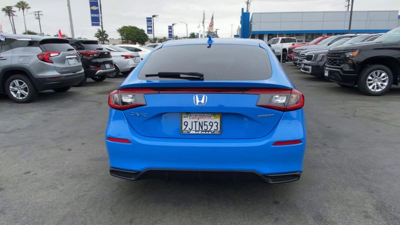 Used 2024 Honda Civic Hatchback SportImage 8