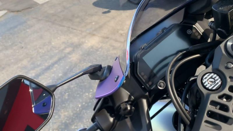 New 2025 Yamaha YZF-R3 ABS Image 9