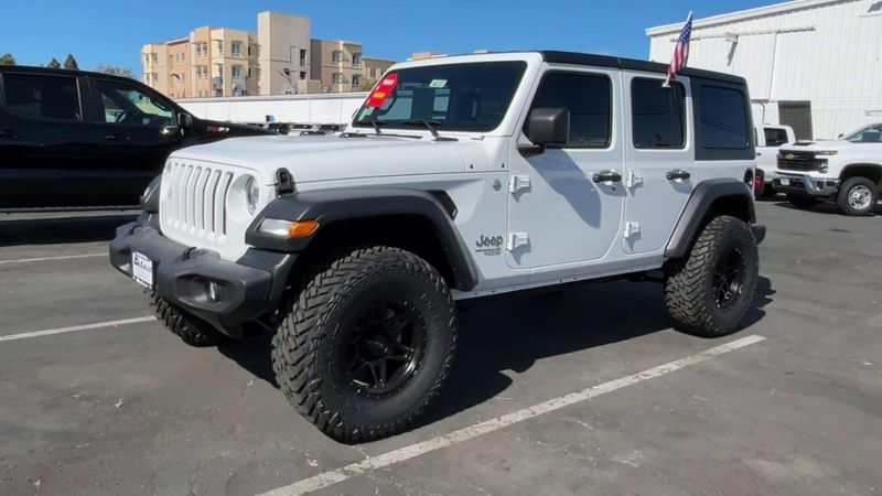 2018 Jeep Wrangler Unlimited Sport SImage 5