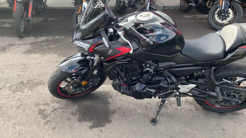 Used 2023 Kawasaki Z650 Base Image 6