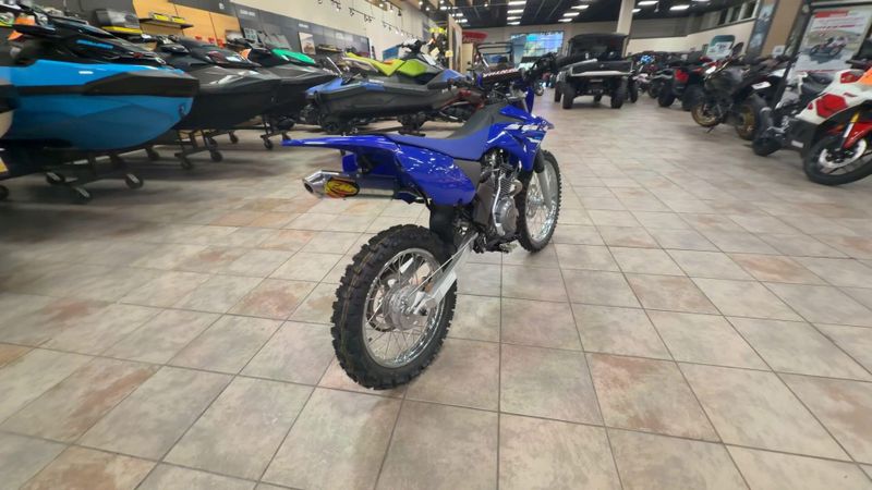 New 2026 Yamaha TT-R125LE Image 8
