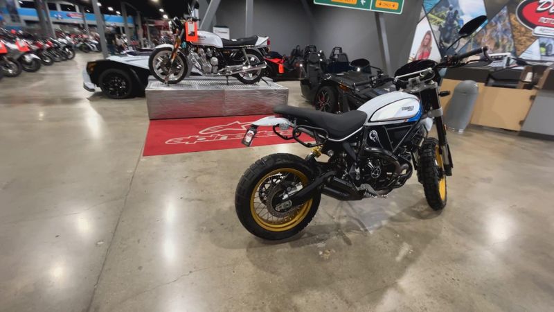 2021 Ducati SCRAMBLER DESERT SLED Image 8