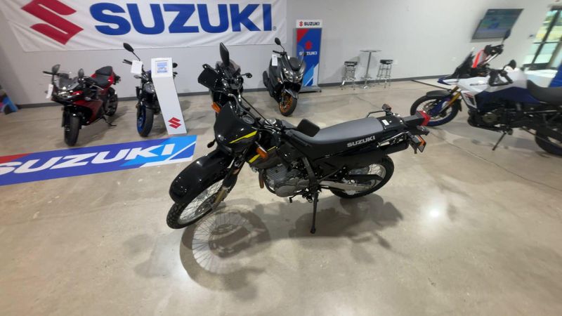 New 2027 Suzuki DR650S Image 8