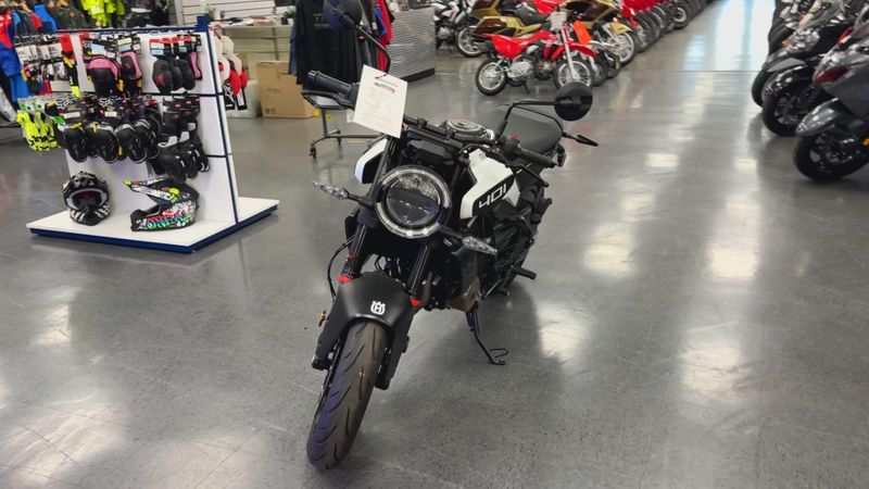 New 2024 Husqvarna VITPILEN 401 Image 7