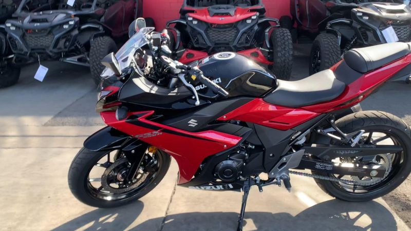 New 2025 Suzuki GSX250R ABS Image 5