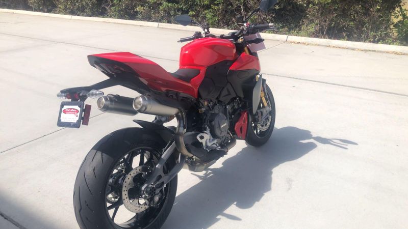New 2026 Ducati STREETFIGHTER V2 S 896 Image 8