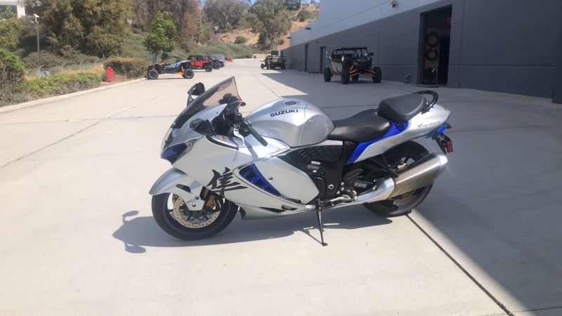Used 2025 Suzuki HAYABUSA CA Image 4