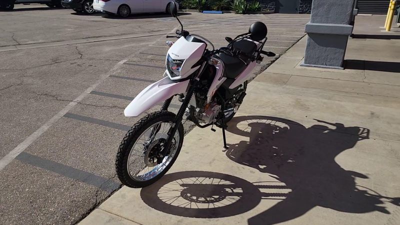 New 2025 Honda XR150L Image 7