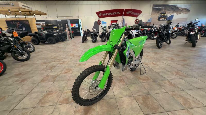 Used 2026 Kawasaki KX 250 F Image 4