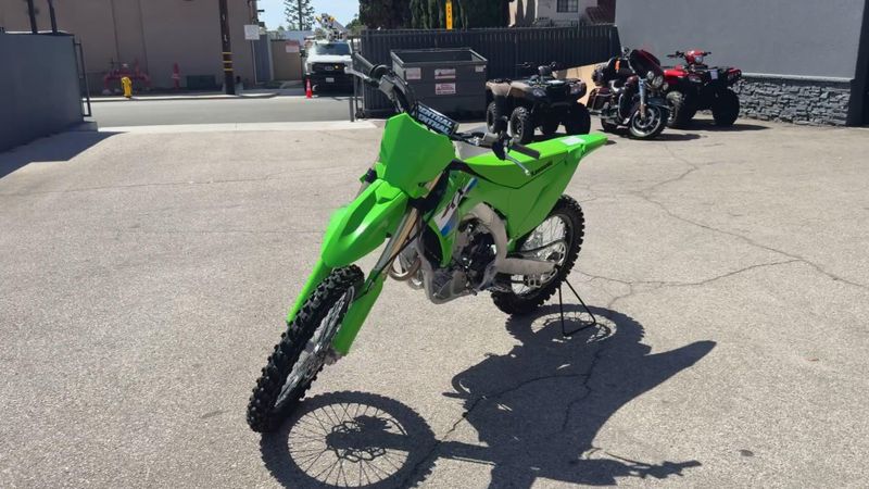New 2027 Kawasaki KX250F Image 4