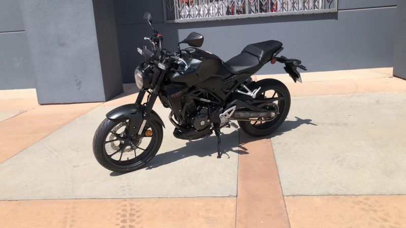 New 2026 Honda CB300R ABS Image 4