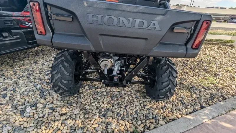 2025 Honda PIONEER 700 BASEImage 10