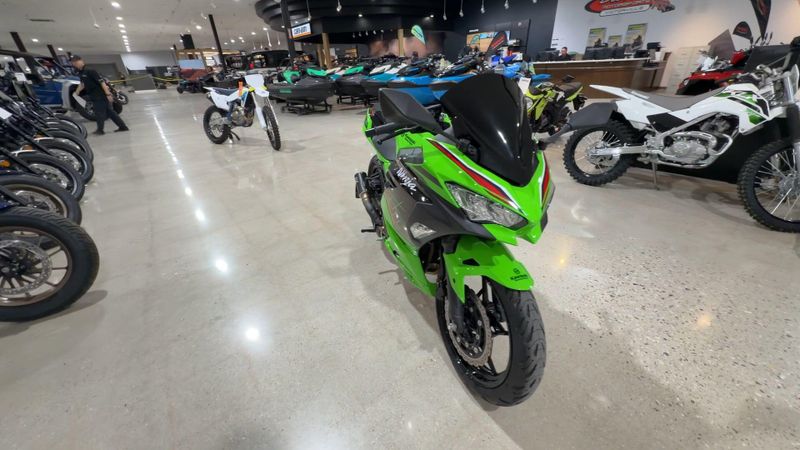 Used 2023 Kawasaki NINJA 400 Image 4