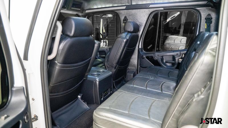 2016 Freightliner M2 106 Sport Chassis photo 5