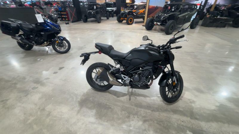 Used 2025 Honda CB300R ABS Image 2