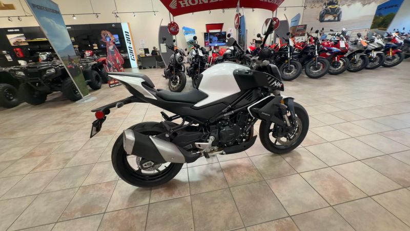 Used 2024 CFMOTO 450NK Image 9