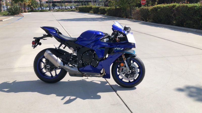 New 2026 Yamaha YZF-R1 Image 9
