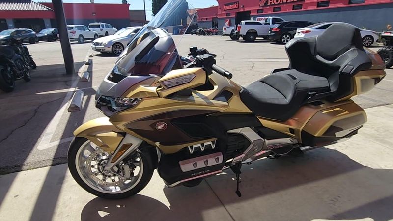 New 2025 Honda GOLDWING TOUR DCT Image 8