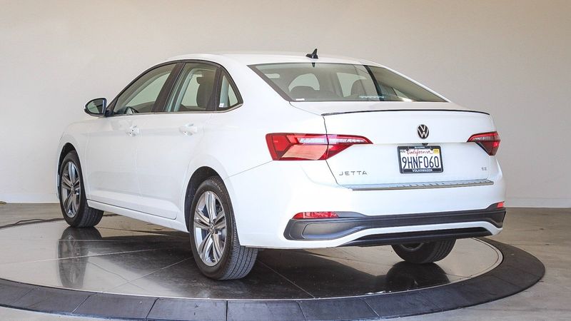 2023 Volkswagen Jetta 1.5T SEImage 2