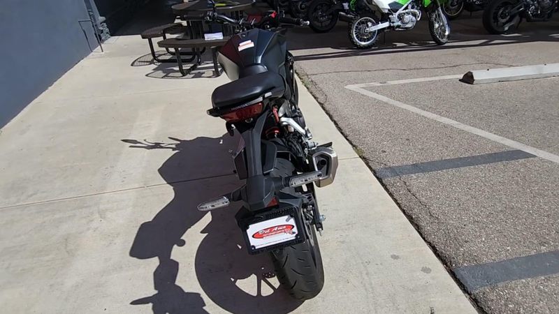 Used 2023 Honda CB300R ABS Image 2