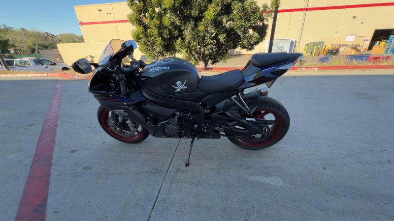 Used 2026 Suzuki GSX-R600 CA Image 6