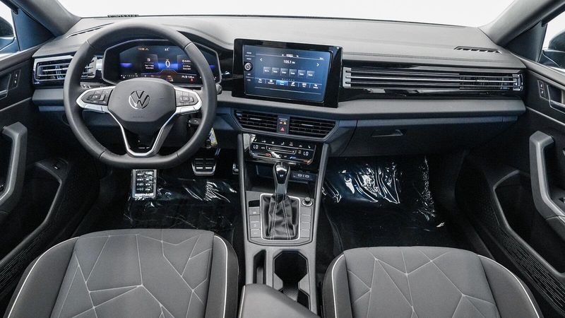 New 2025 Volkswagen Jetta 1.5T SportImage 13