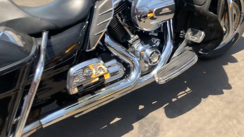 Used 2014 Harley-Davidson Electra Glide Ultra Limited Image 6