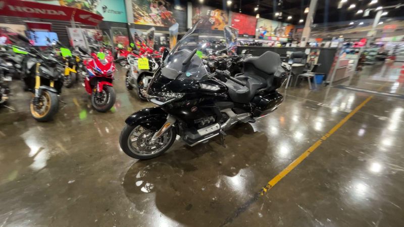 Used 2019 Honda GOLDWING TOUR DCT Image 4