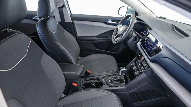 Used 2024 Volkswagen Taos 1.5T SEImage 16