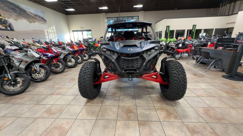 New 2026 Can-Am MAVERICK R MAX X RS WITH SMART-SHOX 999T DCT Image 4