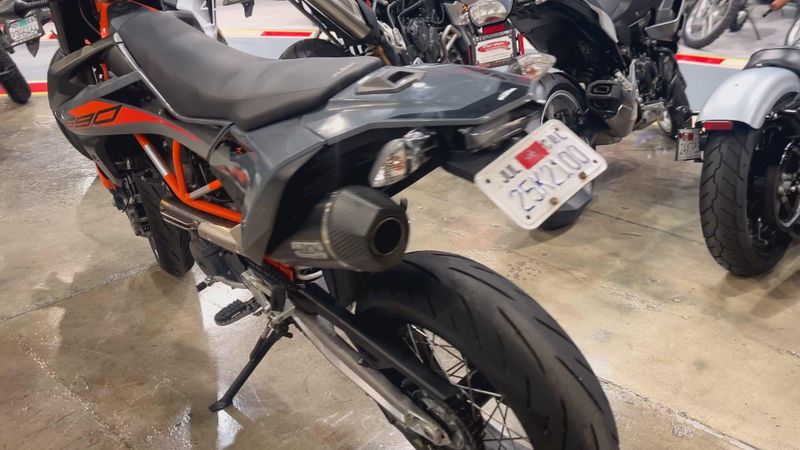 Used 2021 KTM 690 SMC R Image 2