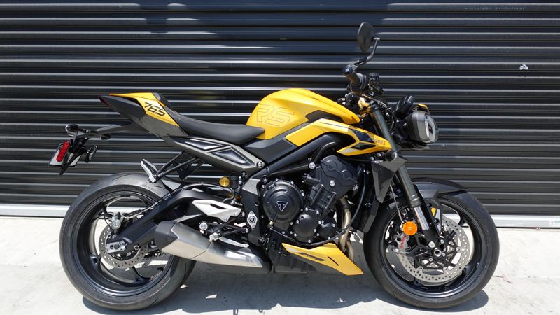 New 2025 Triumph Street Triple 765 RS 