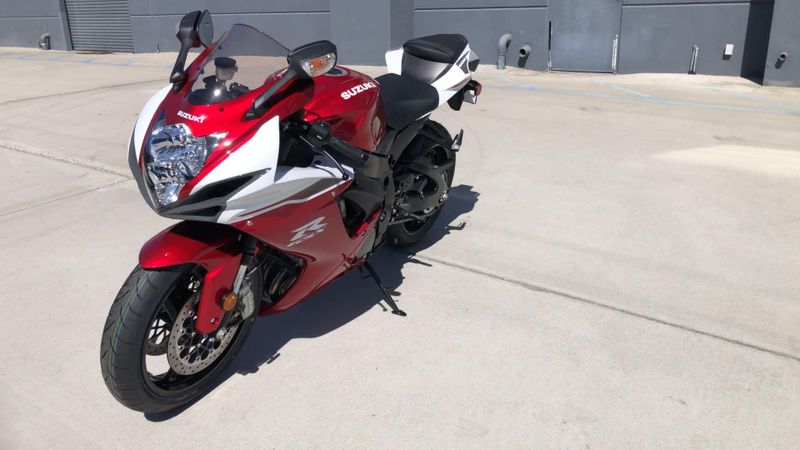 New 2027 Suzuki GSX-R600 Image 7