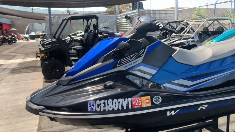 2020 Yamaha EX SPORT- BLACK/AZURE BLUE Image 6
