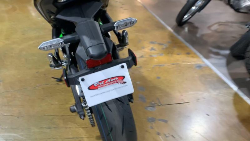 New 2025 Kawasaki Z650 ABS Image 9