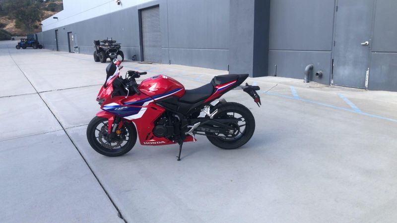 New 2026 Honda CBR500R ABS Image 8