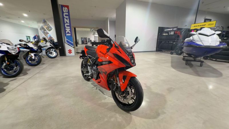 New 2026 Suzuki GSX-8R Image 6