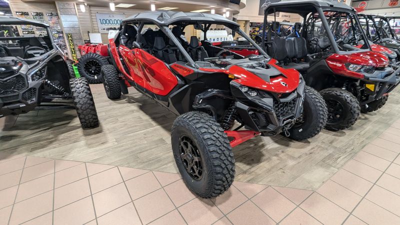 2025 Can-Am MAVERICK R MAX X 999T DCT LEGION REDImage 2