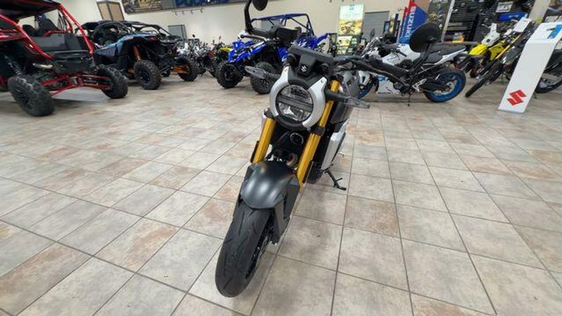 New 2026 Suzuki GSX-8T Image 7