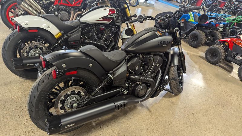 2025 Indian Motorcycle INDIAN SPORT SCOUT LIMITED BLACK SMOKEImage 5