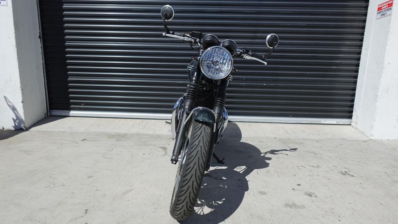 New 2025 Triumph Bonneville T120 Elvis Edition Euro 5a 
