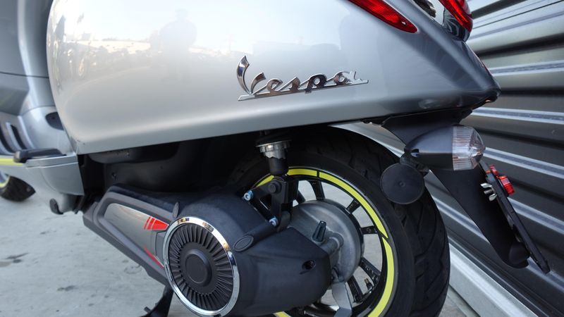 Used 2023 Vespa Elettrica 45 MPH 